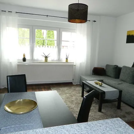 Unter Den Linden Хальбе